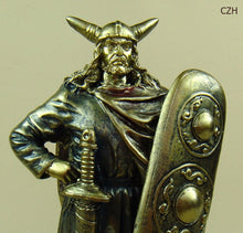 Cargar imagen en el visor de la galería, figura de guerrero
